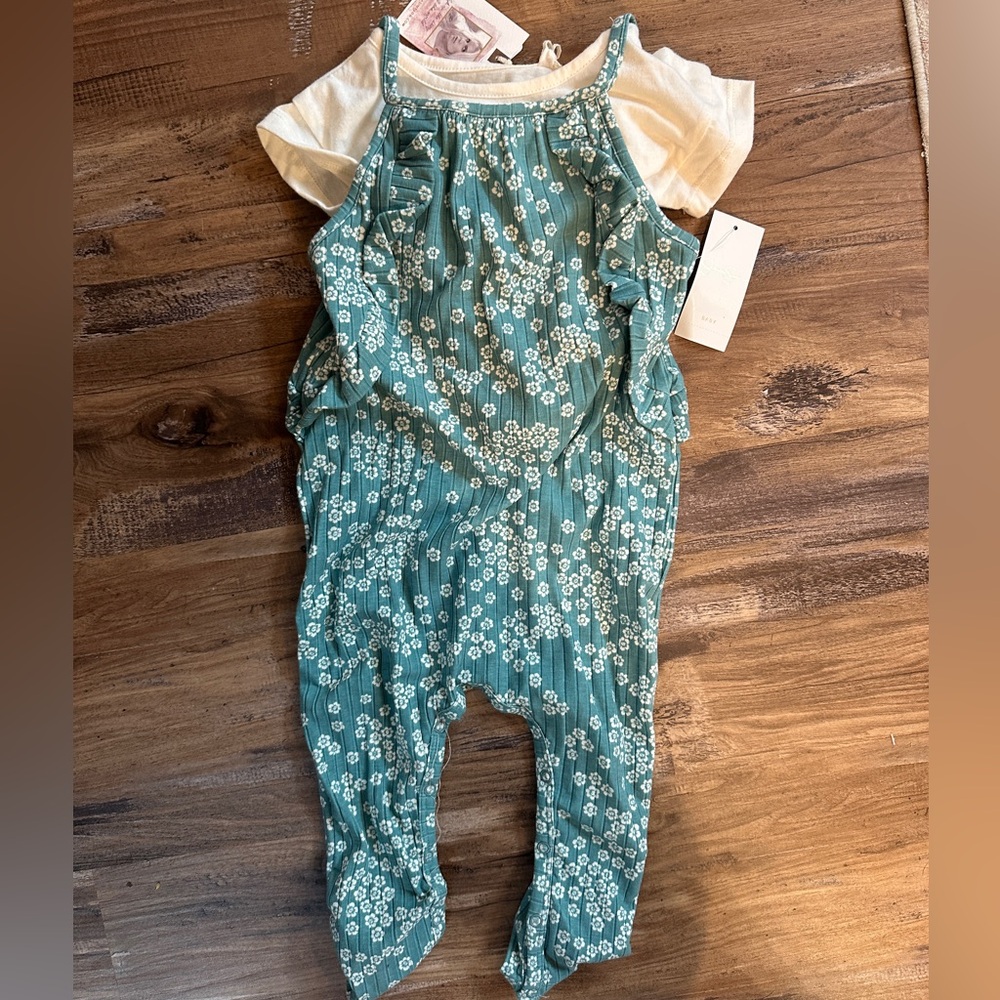 Jessica Simpson Baby/Toddler 2 Piece Jumpsuit Romper Set